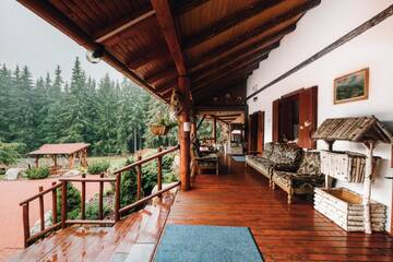 Фото Гостевой дом Cabana Bucin г. Бучин 5