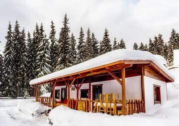 Фото номера Шале с одной спальней Гостевой дом Cabana Bucin г. Бучин 9